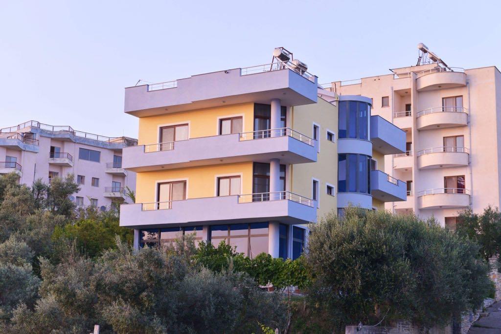 "Adriatik Hills" Apartments Complex Durrës Buitenkant foto